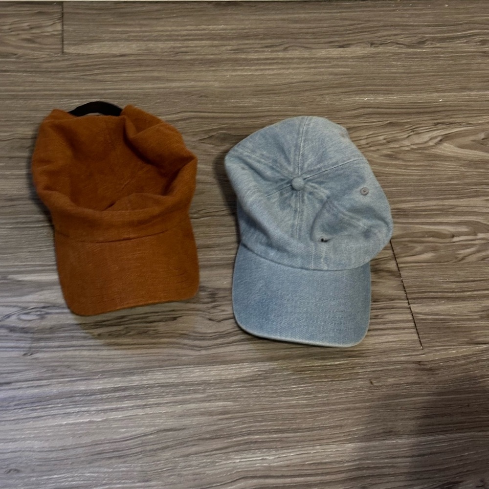 Set of Ball Caps